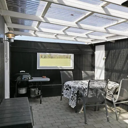 بيت للعطل 4712-aakirkeby-boderne-57 *