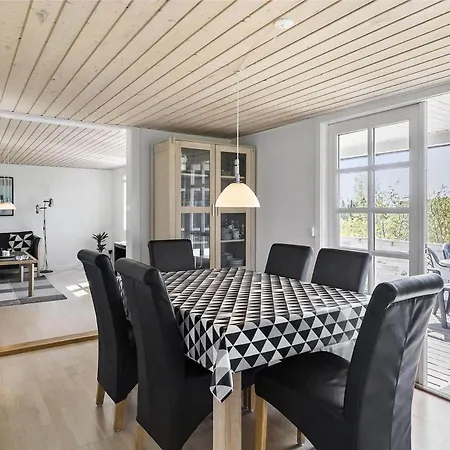 4712-aakirkeby-boderne-57