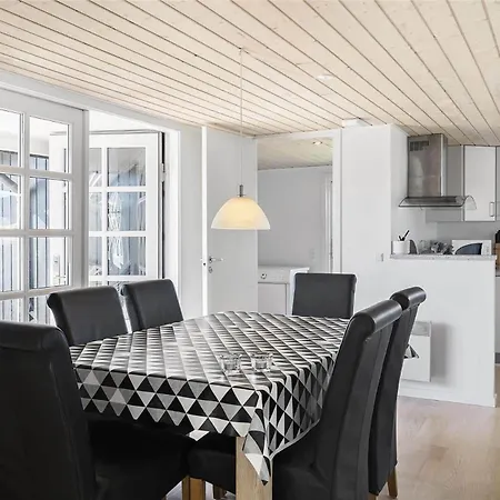 4712-aakirkeby-boderne-57 別荘 *