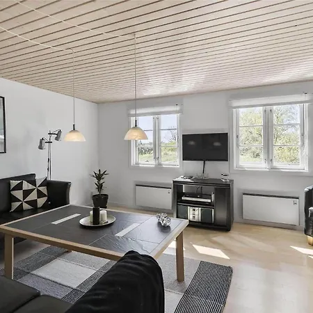 4712-aakirkeby-boderne-57 *